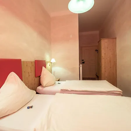 Hotel B-eathouse Eventhotel & Zur Post Obing