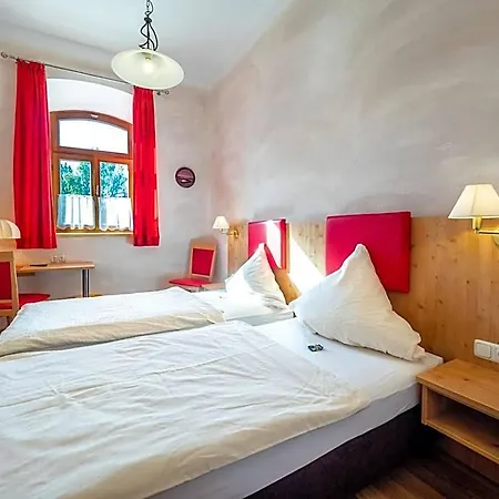 B-eathouse Eventhotel & Zur Post *