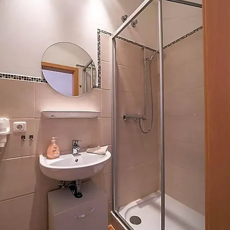 B-eathouse Eventhotel & Zur Post Hotel Obing