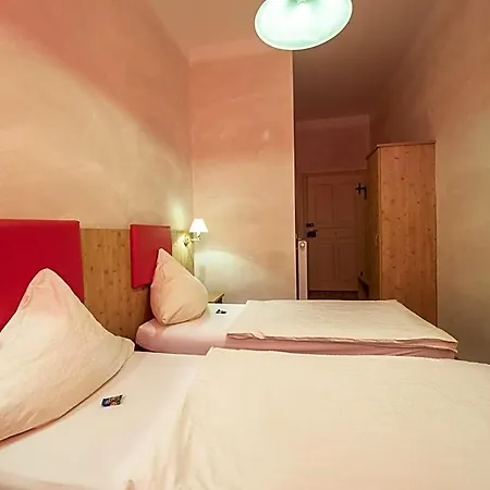 Hotel B-eathouse Eventhotel & Zur Post *