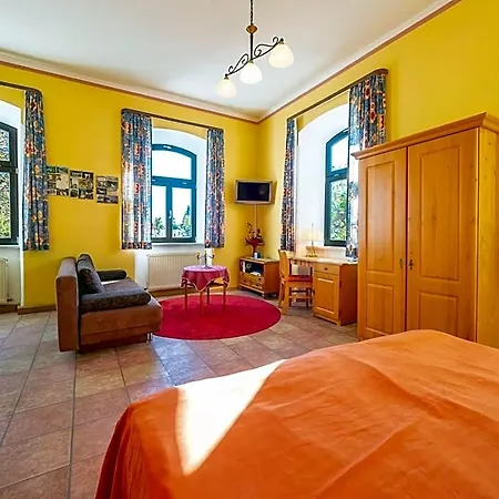 B-eathouse Eventhotel & Zur Post Obing